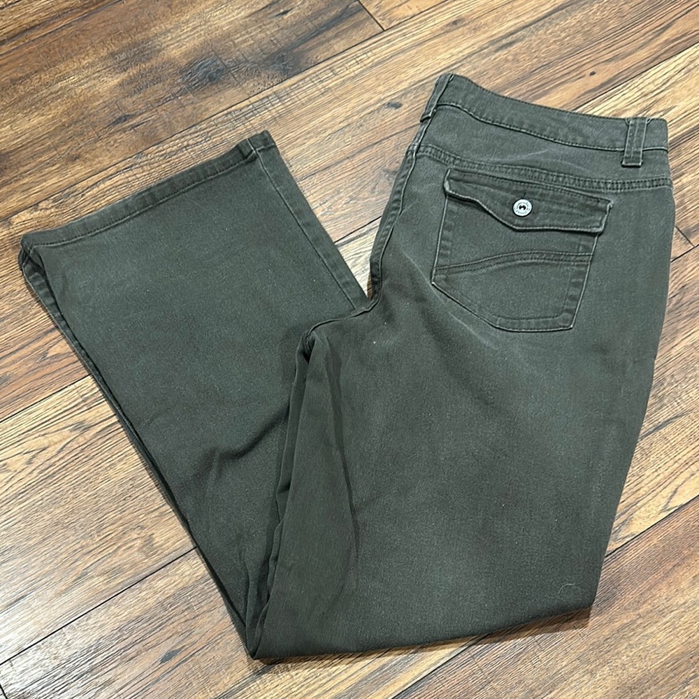 Christopher & Banks women’s Green flair Jeans